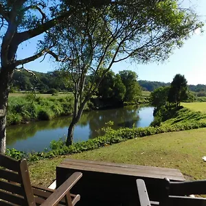 riverbend-lodge.hotelssunshinecoast.net/