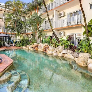 Hotel Coral Tree