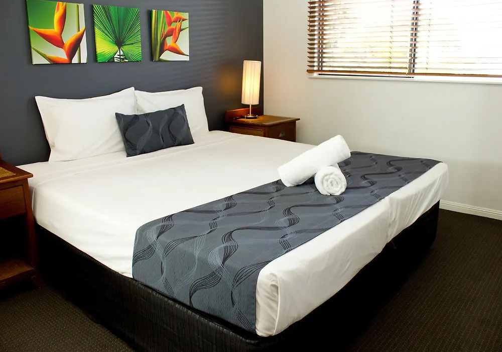 ****  Aparthotel Getaway On Grafton Cairns Australia