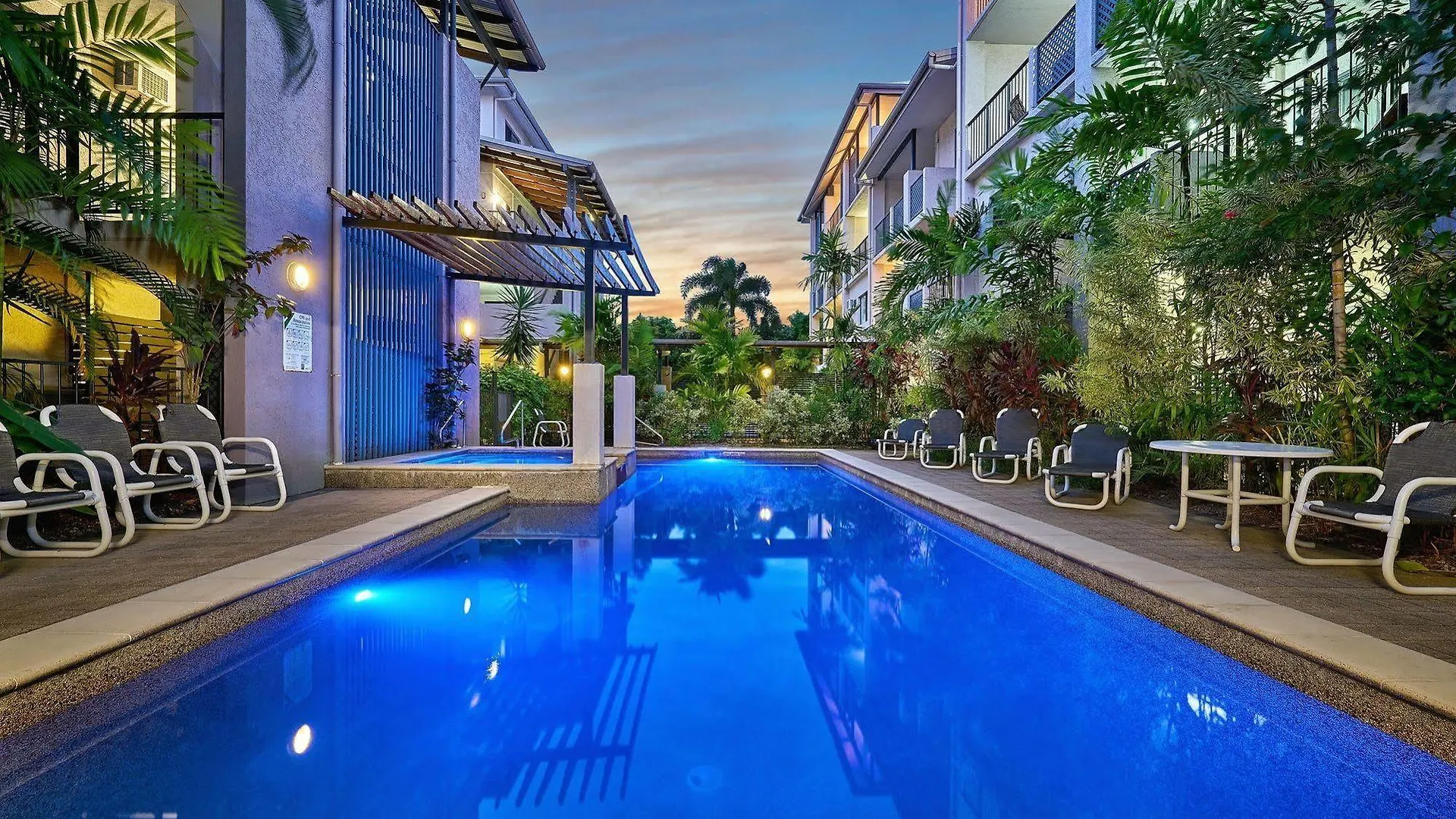 Aparthotel Getaway On Grafton Cairns