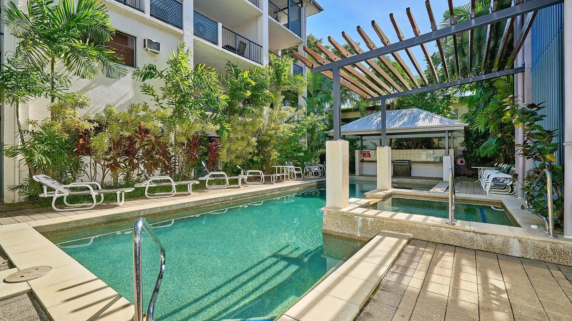 Aparthotel Getaway On Grafton Cairns